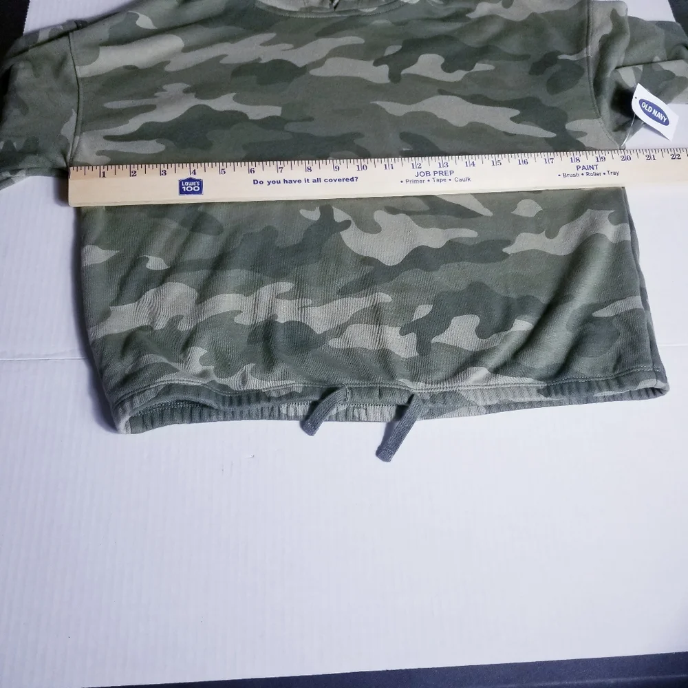 NWT OLD NAVY GIRL'S CROPPED GREEN CAMO HOODIE SIZE XL 14-16